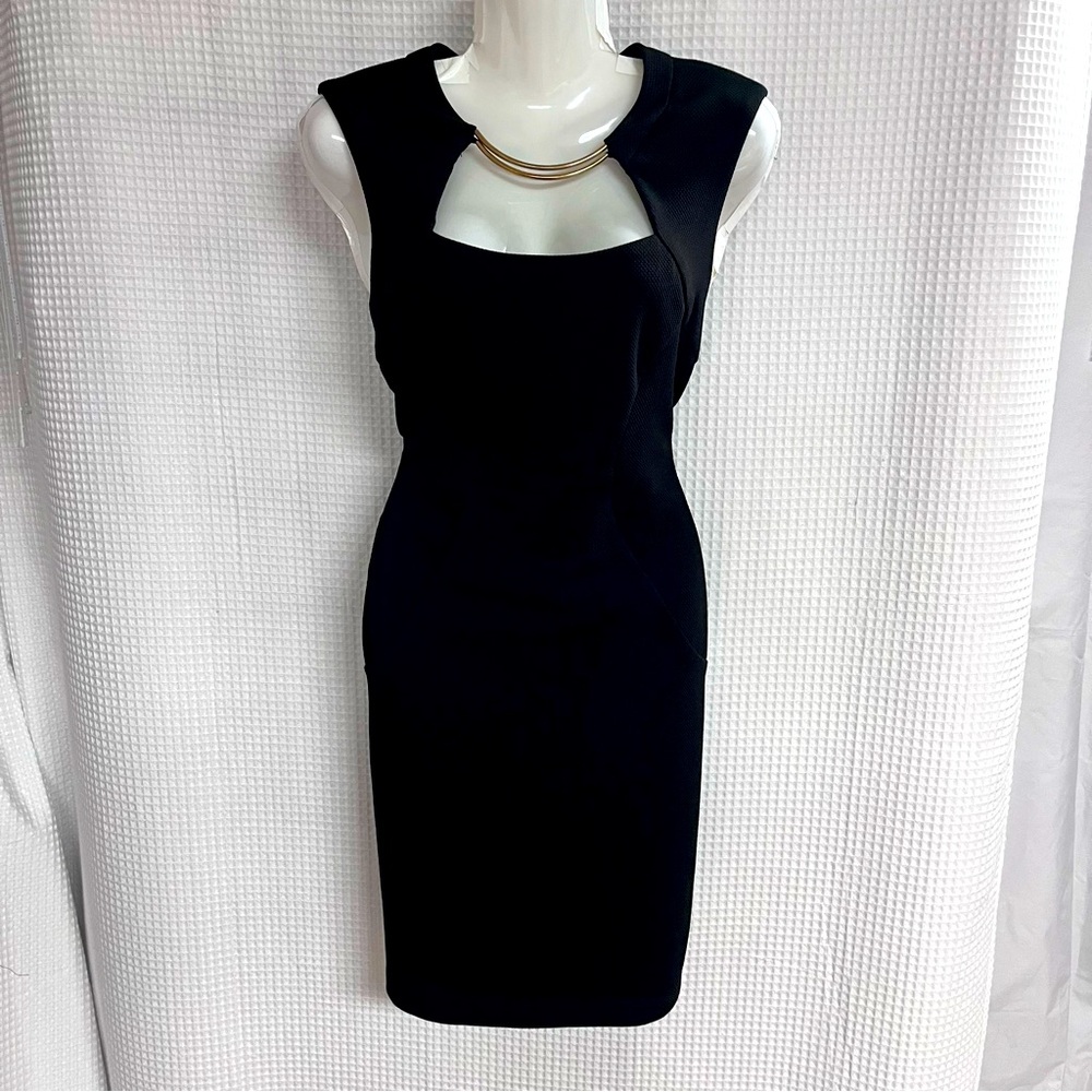 Bisou bisou ladies knee length sleeveless black sheath dress size 8